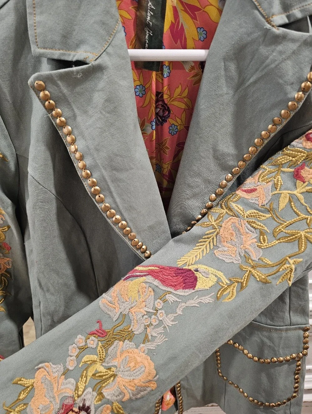 Aratta Women's Embellished Blazer – Size Large - Picture 3 of 7